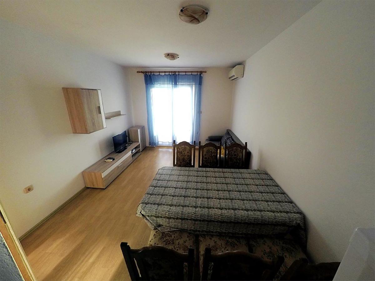 Apartments Piculjan Lopar Eksteriør bilde